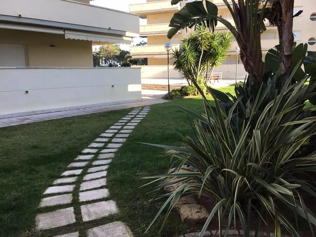 Homestay Residencial Aqua - La Pineda Apartment Salou Spain