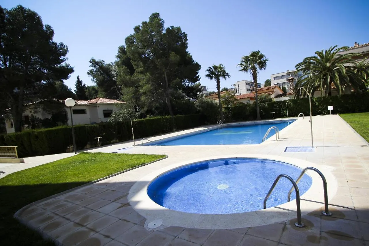 Homestay Residencial Aqua - La Pineda Apartment Salou